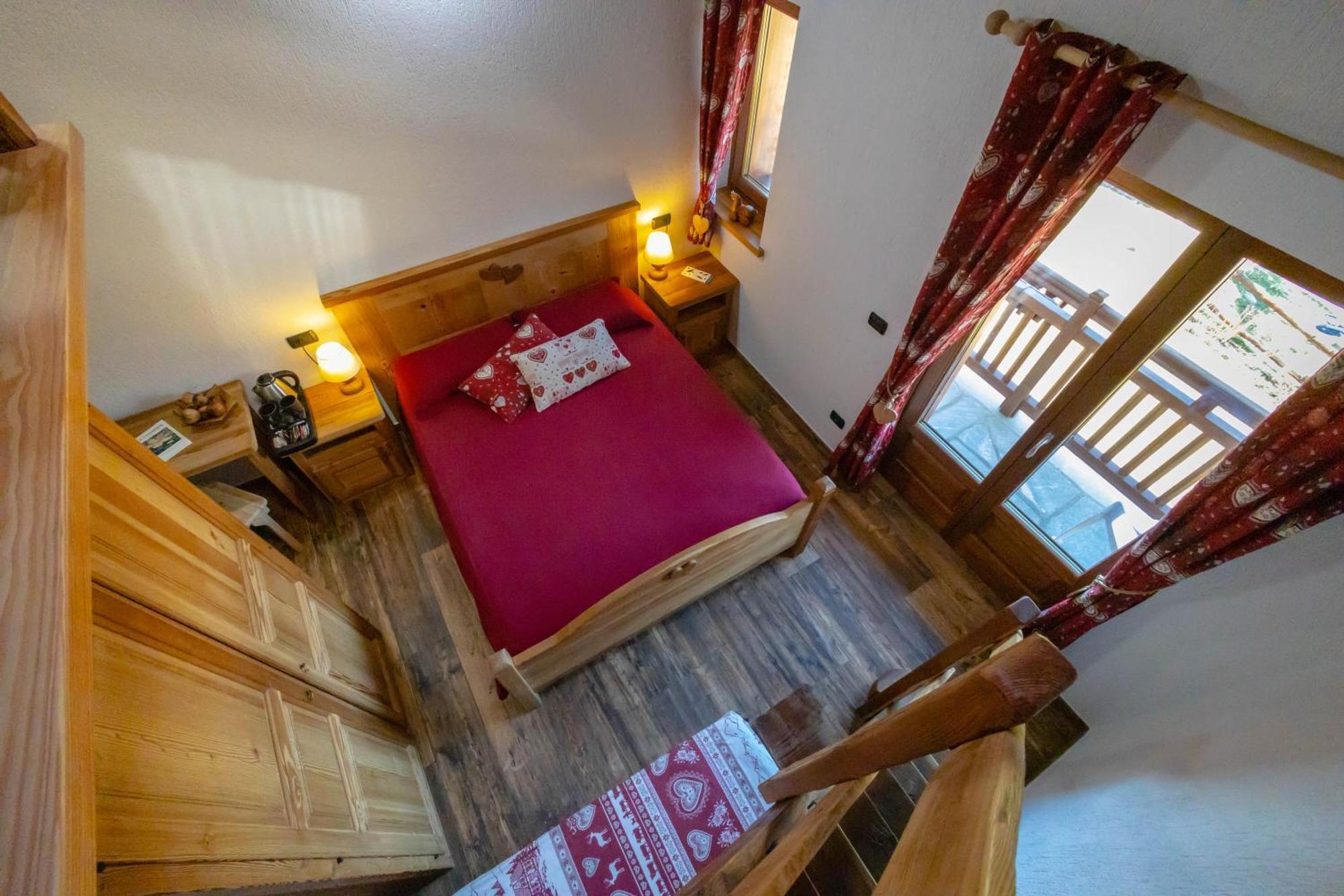 Le Coin Des Melezes - Nature & Trek - Camere In Baita Di Montagna Brusson Exterior foto